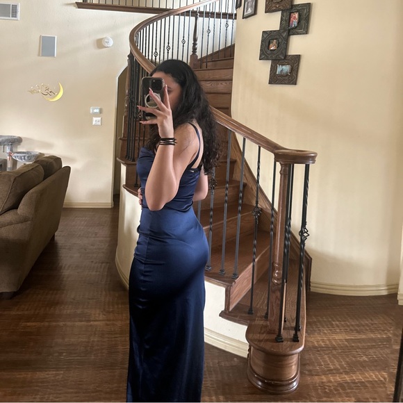 Windsor formal long dress homecoming prom satin blue size small - Picture 3 of 7